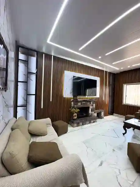 تصميم جدران بديل خشب عصري بالرياض